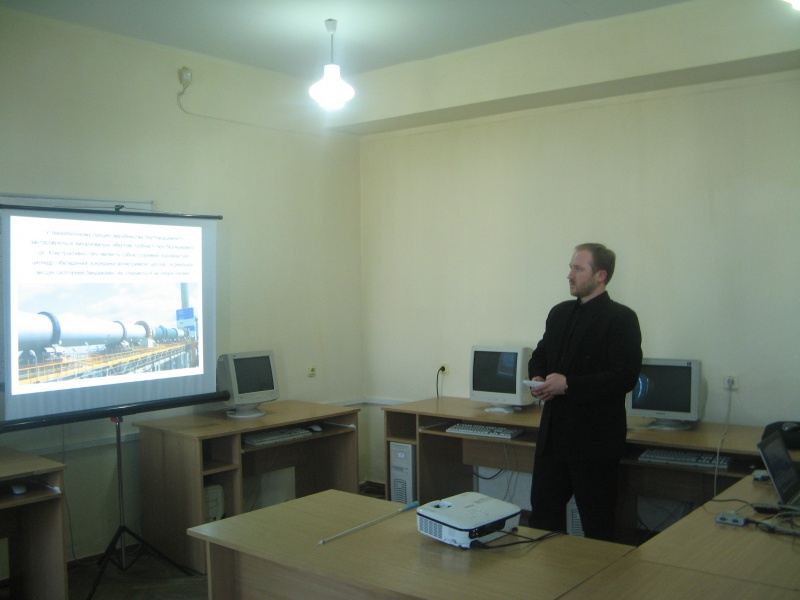 Файл:Щорічна науково-технічна конференція професорсько-викладацького складу та студентів кафедри.jpg